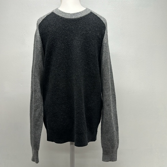 Theory Toby Sweater Colorblock Wool Cashmere Knit Crewneck Gray Men's Size XS - Picture 2 of 7